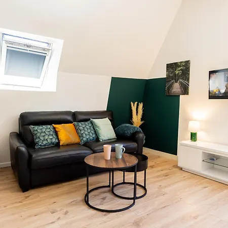 Mirabeau Sous Les Toits 2 - Tours