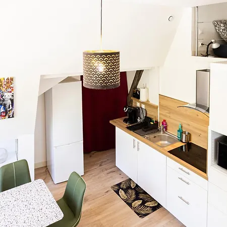 Mirabeau Sous Les Toits 2 - Apartment *