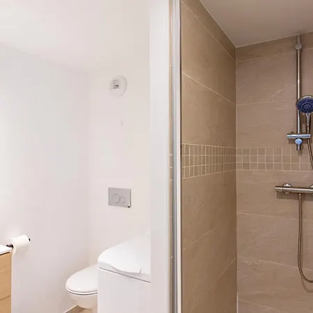 Apartment Mirabeau Sous Les Toits 2 -